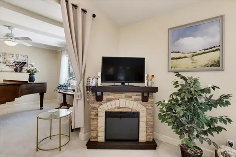 Living - 16981 Scott Way, Grass Valley, CA 95949 photo 3 of 4