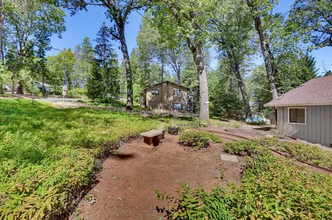 Exterior - 16981 Scott Way, Grass Valley, CA 95949 photo 7 of 34