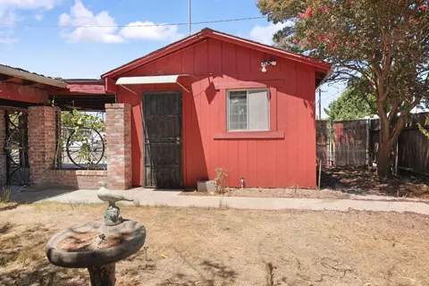 Exterior - 802 Pine St, Manteca, CA 95336 photo 7 of 9