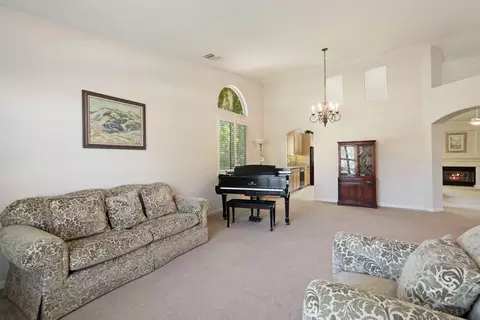 1800 St Mayeul Dr, Modesto, CA 95356 photo 9