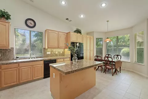 1800 St Mayeul Dr, Modesto, CA 95356 photo 16