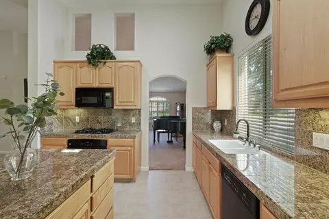1800 St Mayeul Dr, Modesto, CA 95356 photo 14