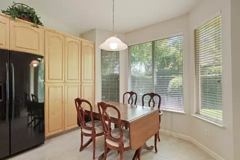 1800 St Mayeul Dr, Modesto, CA 95356 photo 18