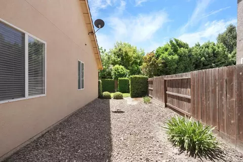 1800 St Mayeul Dr, Modesto, CA 95356 photo 41