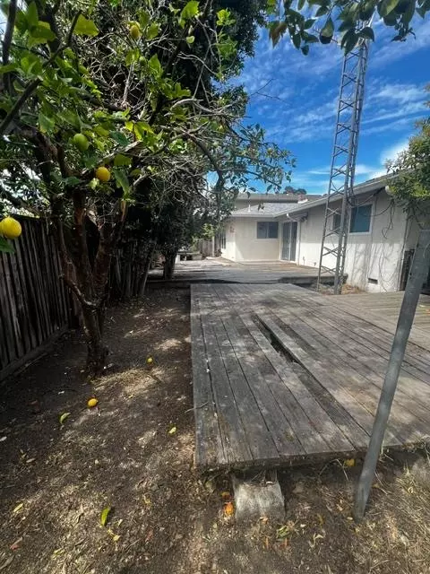 Exterior - 2126 Fox Way, Concord, CA 94518 photo 5 of 7