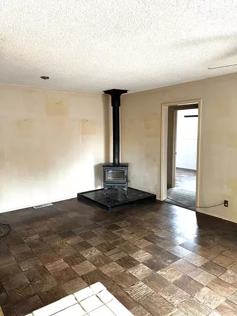 Living - 2126 Fox Way, Concord, CA 94518 photo 2 of 2