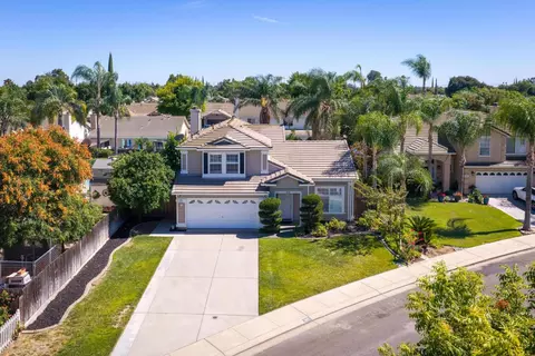 View/Area - 2620 Riverpark Dr, Modesto, CA 95351 photo 2 of 5