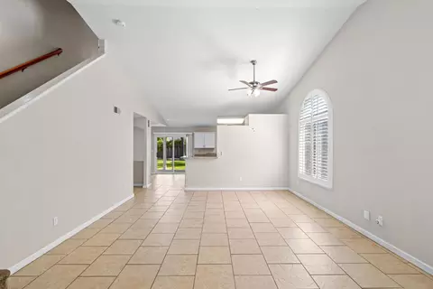 Living - 2620 Riverpark Dr, Modesto, CA 95351 photo 2 of 6