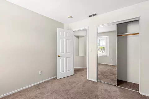 Bedroom - 2620 Riverpark Dr, Modesto, CA 95351 photo 4 of 6