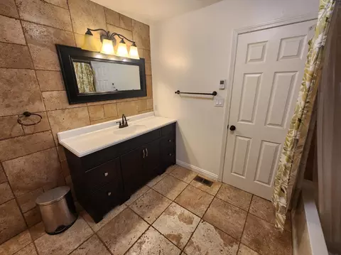 Bath - 101 Orvis Rd, Bear Valley, CA 95223 photo 5 of 5