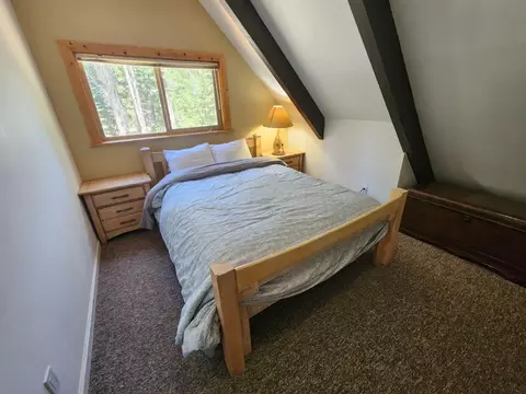Bedroom - 101 Orvis Rd, Bear Valley, CA 95223 photo 4 of 4