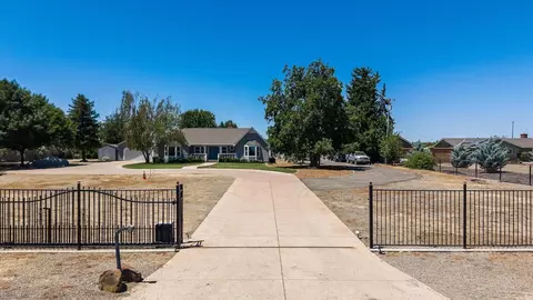 Exterior - 33909 S Koster Rd, Tracy, CA 95304 photo 2 of 18
