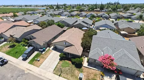 View/Area - 2103 W Solis St, Merced, CA 95348 photo 6 of 9