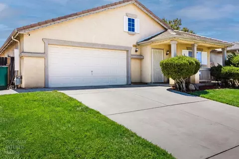 Exterior - 2103 W Solis St, Merced, CA 95348 photo 3 of 14