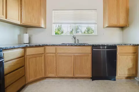 Kitchen - 2103 W Solis St, Merced, CA 95348 photo 6 of 8