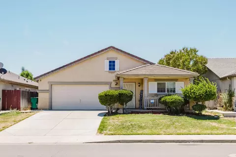 Exterior - 2103 W Solis St, Merced, CA 95348 photo 10 of 14