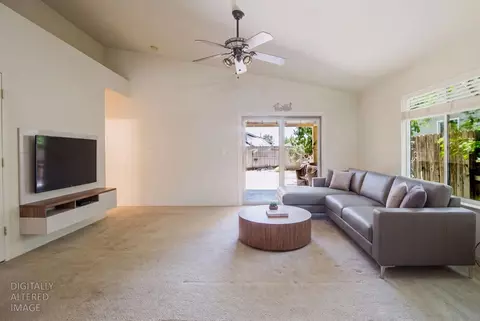 Living - 2103 W Solis St, Merced, CA 95348 photo 4 of 8