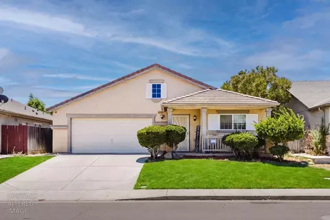 Exterior - 2103 W Solis St, Merced, CA 95348 photo 2 of 14