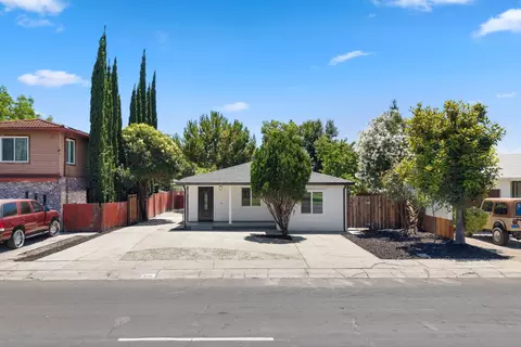 Exterior - 532 E Alpine Ave, Stockton, CA 95204 photo 5 of 5