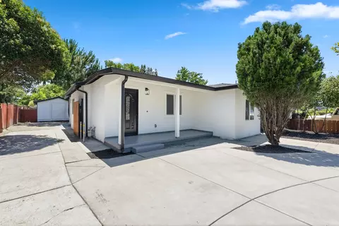 Exterior - 532 E Alpine Ave, Stockton, CA 95204 photo 2 of 5