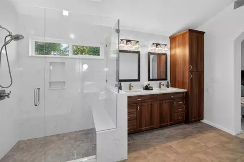 Bath - 5357 Swindon Rd, Rocklin, CA 95765 photo 2 of 5