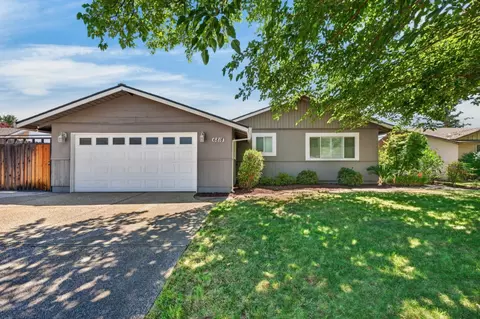 6818 Van Maren Ln, Citrus Heights, CA 95621