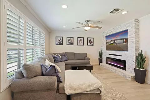 Living - 1180 Rusher St, Tracy, CA 95376 photo 1 of 3