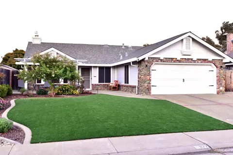 977 Sparta Way, Lincoln, CA 95648