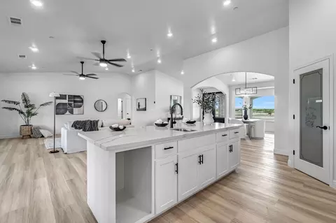 Kitchen - 36328 Highway 145, Madera, CA 93636 photo 5 of 6