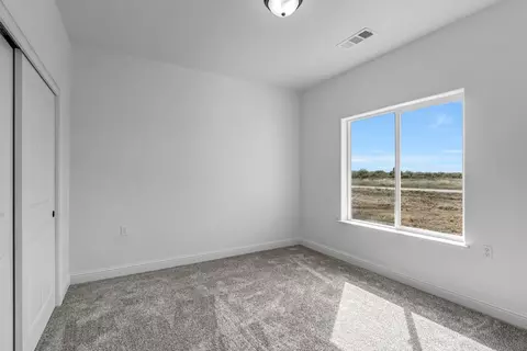 Bedroom - 36328 Highway 145, Madera, CA 93636 photo 4 of 6