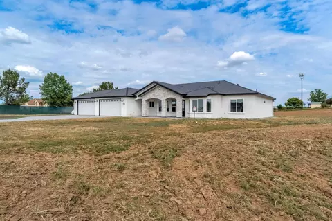Exterior - 36328 Highway 145, Madera, CA 93636 photo 3 of 8