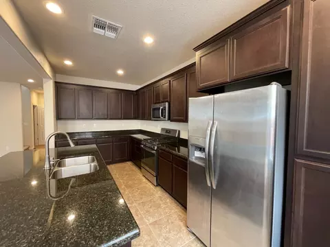 Kitchen - 3845 Lookout Dr, Modesto, CA 95355 photo 4 of 4
