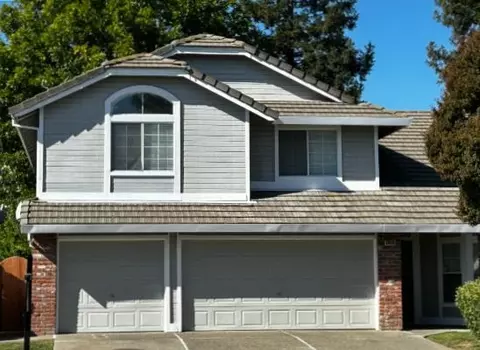 8800 Sheldon Creek Dr, Elk Grove, CA 95624