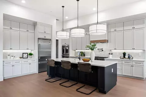 Kitchen - 3920 Bankhead Rd, Loomis, CA 95650 photo 3 of 8