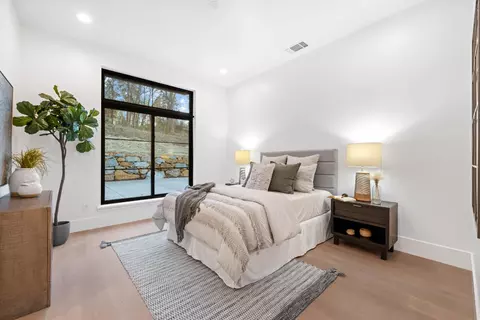 Bedroom - 3920 Bankhead Rd, Loomis, CA 95650 photo 5 of 8