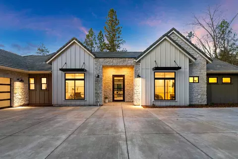 Exterior - 3920 Bankhead Rd, Loomis, CA 95650 photo 4 of 9