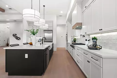 Kitchen - 3920 Bankhead Rd, Loomis, CA 95650 photo 4 of 8