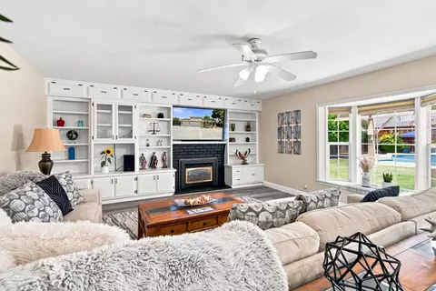 Living - 1120 Constitution Way, Tracy, CA 95376 photo 2 of 4