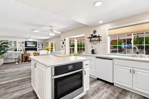 Kitchen - 1120 Constitution Way, Tracy, CA 95376 photo 2 of 8