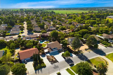 View/Area - 1120 Constitution Way, Tracy, CA 95376 photo 10 of 14