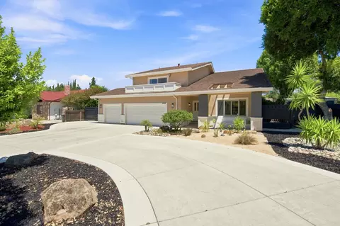 Exterior - 1120 Constitution Way, Tracy, CA 95376 photo 4 of 15