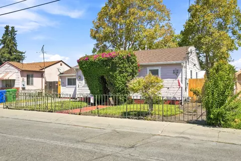 Exterior - 487 Violet St, San Leandro, CA 94578 photo 2 of 10
