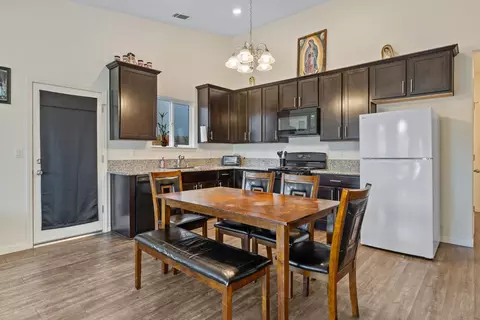 Other - 1237 E Orange St, Avenal, CA 93204 photo 4 of 6