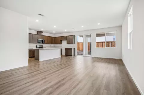 Living - 5412 Harmony Cir, Riverbank, CA 95367 photo 2 of 2