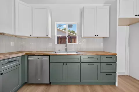 Kitchen - 5540 Clark Ave, Carmichael, CA 95608 photo 8 of 9