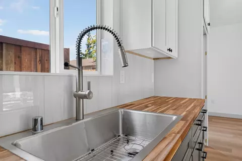 Kitchen - 5540 Clark Ave, Carmichael, CA 95608 photo 6 of 9