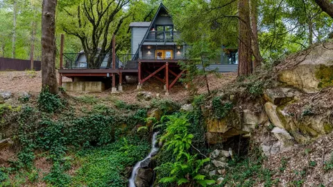 10584 N Bloomfield Rd, Nevada City, CA 95959