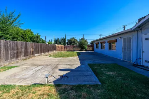 Exterior - 2515 6th St, Ceres, CA 95307 photo 11 of 11