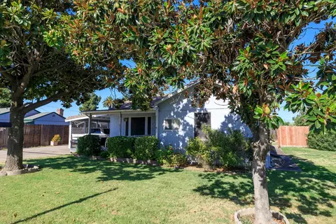 Exterior - 2515 6th St, Ceres, CA 95307 photo 2 of 11