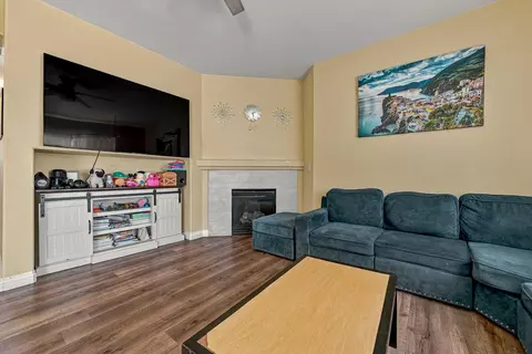 Living - 63 Maia Ct, Merced, CA 95341 photo 2 of 2